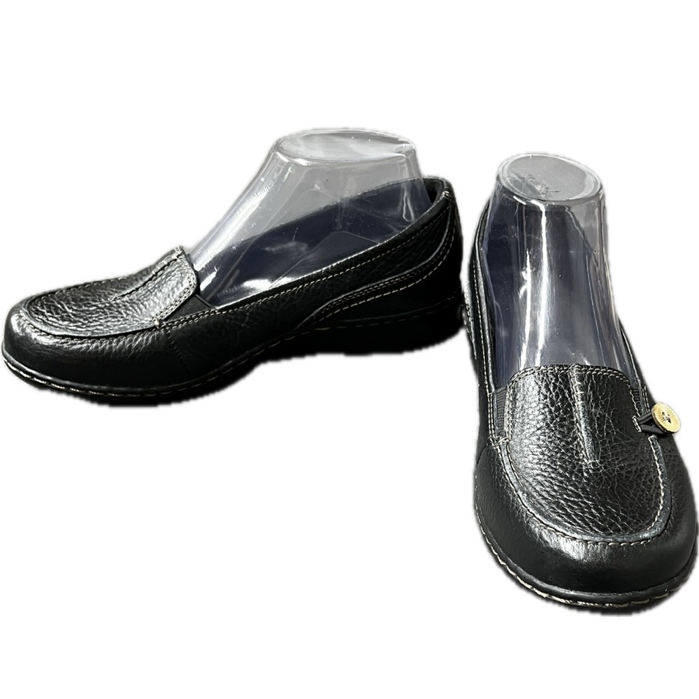 Clark’s Ashley Scurry Slip/on Black Leather Loafers Button Accents Like New 7 - Picture 8 of 16